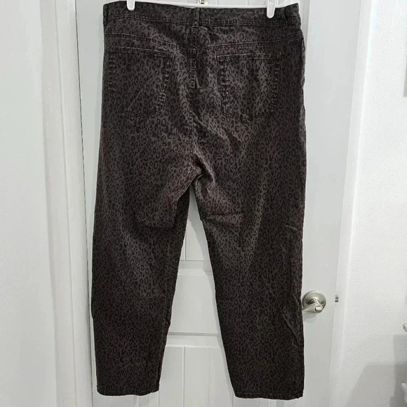 Style & Co Denim Brown & Black Leopard Print Jeans - Plus Size 22 - Picture 2 of 6